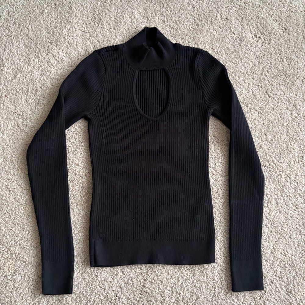 Abercrombie and & fitch black knitted long sleeve keyhole mock neck size small